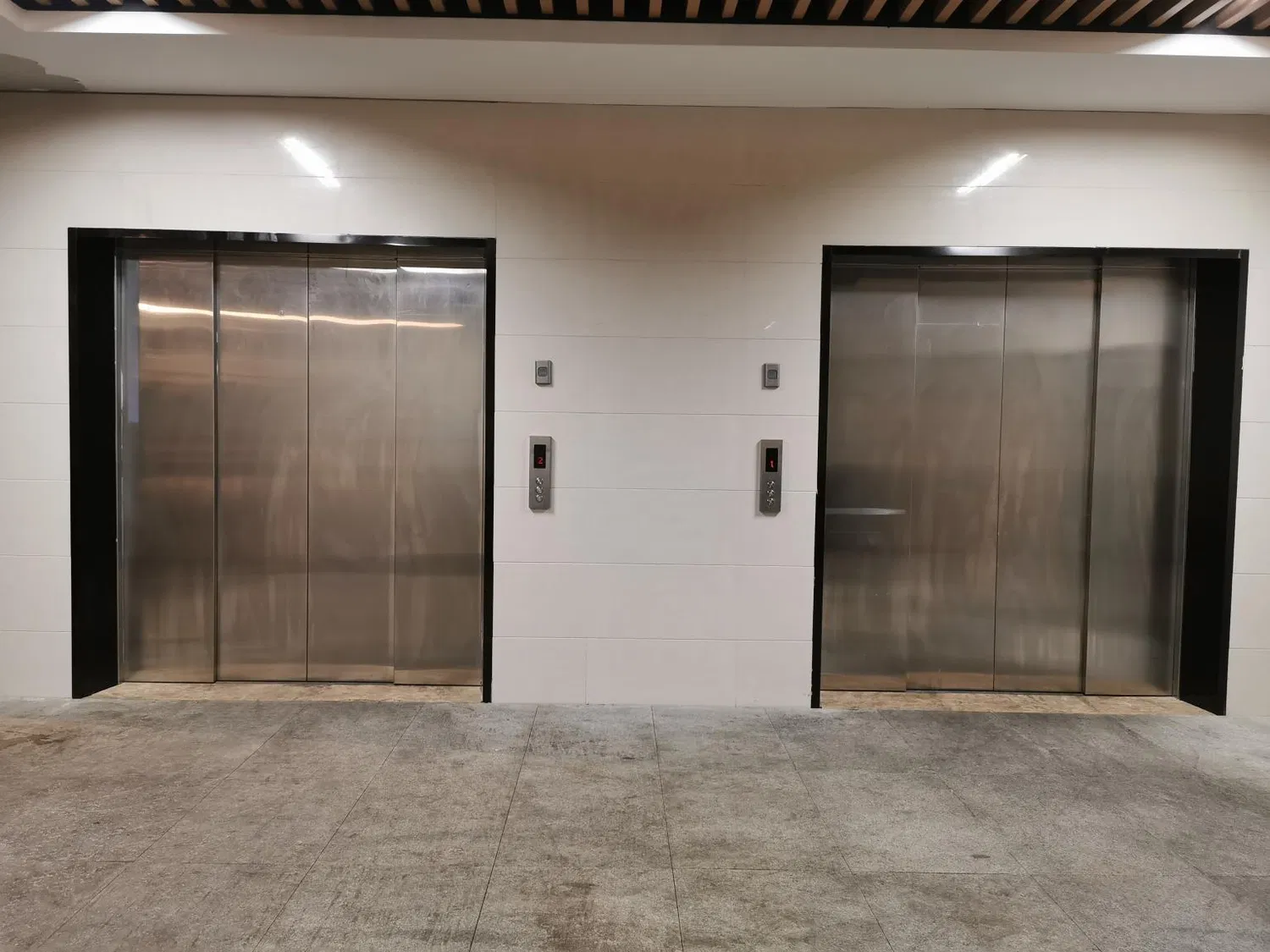 Big Capacity Energy Saving Economic FUJI Vvvf Control Traction Warehouse Car Auto Goods Freight Lift Cargo Elevator with Machine Room and Machine Roomless